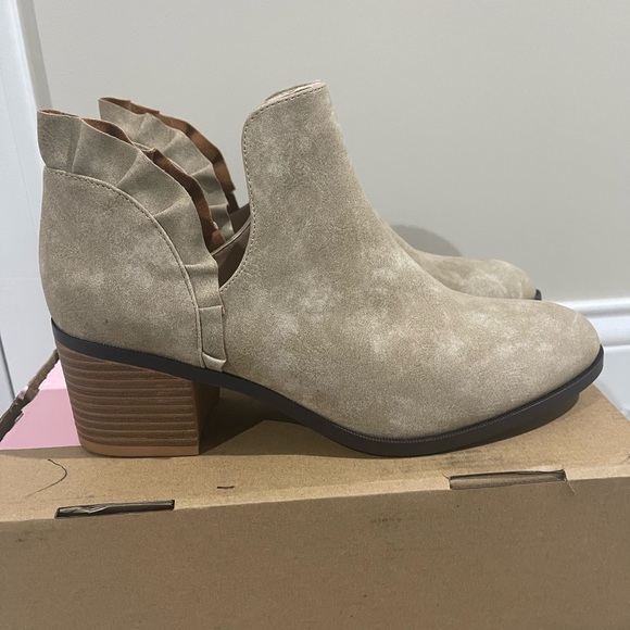 Ankle Booties - Picture 1 of 4